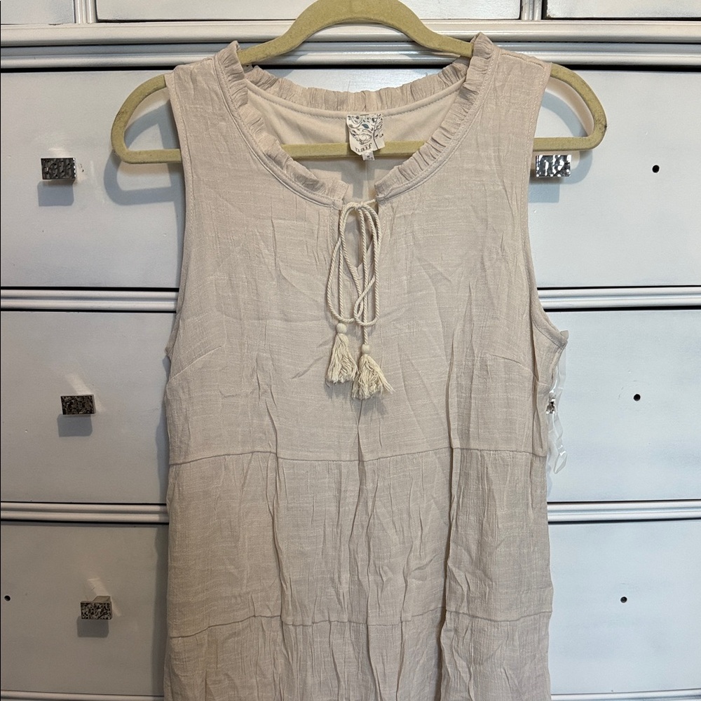 Sleeveless Beige Tunic Top